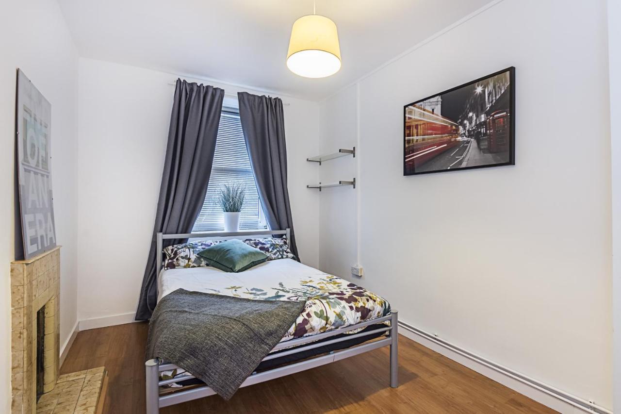 Comfortable 3 Bed Flat Zone 1 London Exteriör bild